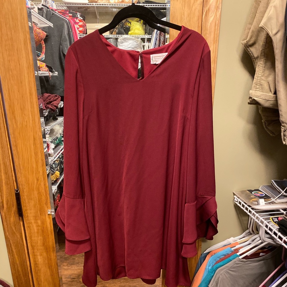 Women’s Love Riche Long Sleeve Dress Size Medium
